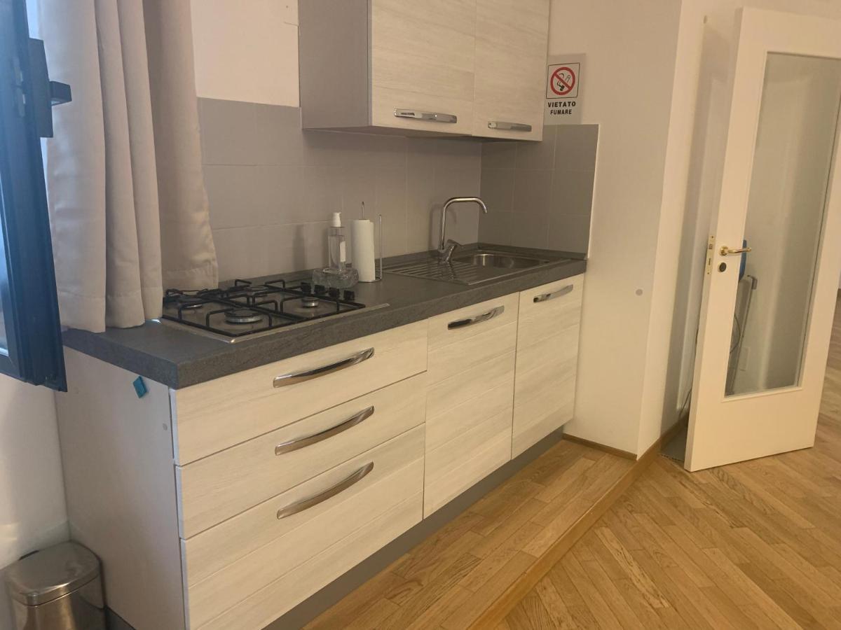 Interno5 Lägenhet Bari Exteriör bild